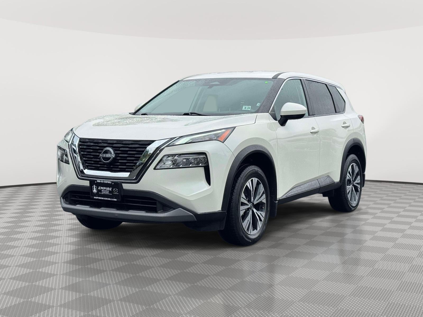 2023 Nissan Rogue — side profile view